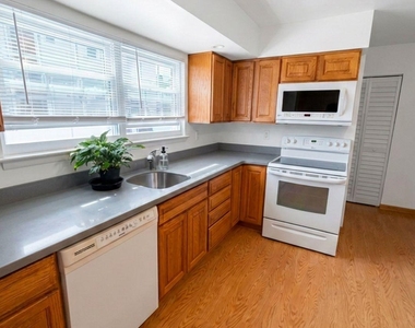 99 Washington Street - Photo Thumbnail 7