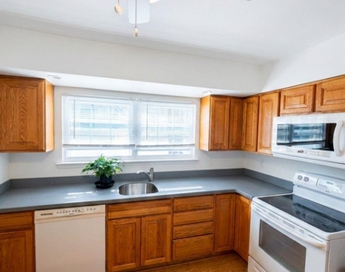 99 Washington Street - Photo Thumbnail 8