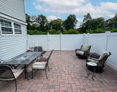 99 Washington Street - Photo Thumbnail 16