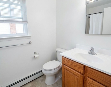 99 Washington Street - Photo Thumbnail 11