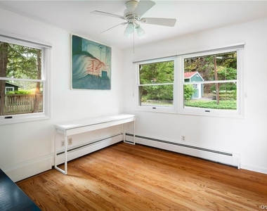 38 Bishop Park Road - Photo Thumbnail 13