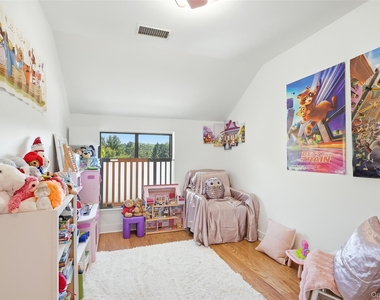 11 Wildwood Road - Photo Thumbnail 13