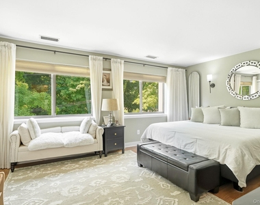 11 Wildwood Road - Photo Thumbnail 8