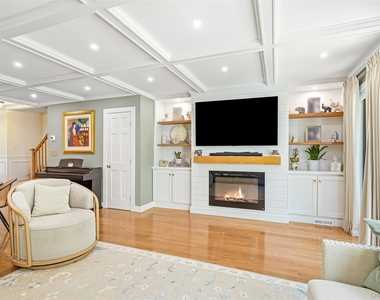 11 Wildwood Road - Photo Thumbnail 3