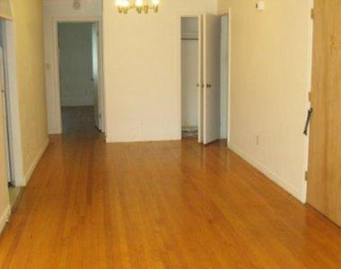 31 Parkwood Street - Photo Thumbnail 11