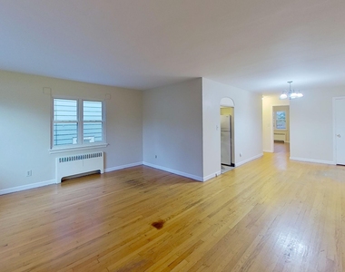 31 Parkwood Street - Photo Thumbnail 9