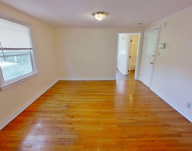 225 S Allen Street - Photo Thumbnail 6