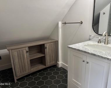 2481 Eastern Parkway - Photo Thumbnail 18