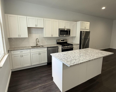 104 George Street - Photo Thumbnail 5