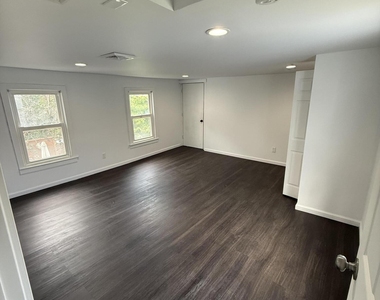 104 George Street - Photo Thumbnail 18