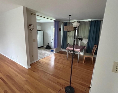 118 Kenosha Street - Photo Thumbnail 8