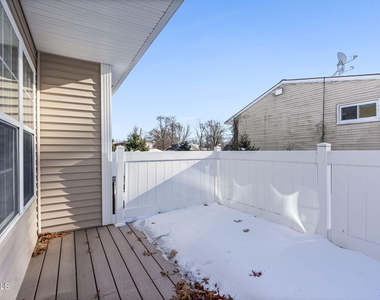 2000 Curry Road - Photo Thumbnail 22