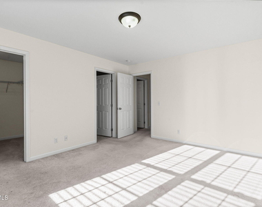 2000 Curry Road - Photo Thumbnail 14