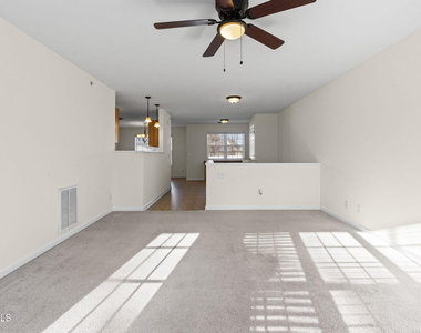 2000 Curry Road - Photo Thumbnail 9
