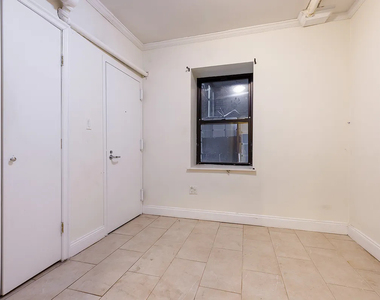 Broome Street - Photo Thumbnail 3