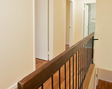 7 Cactus Court - Photo Thumbnail 12