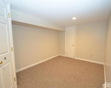 405 N Washington Avenue - Photo Thumbnail 2