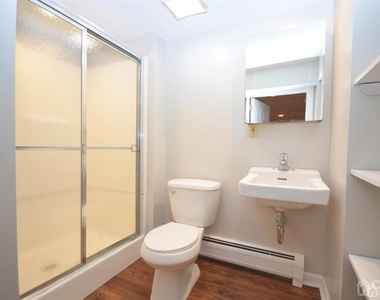 405 N Washington Avenue - Photo Thumbnail 1