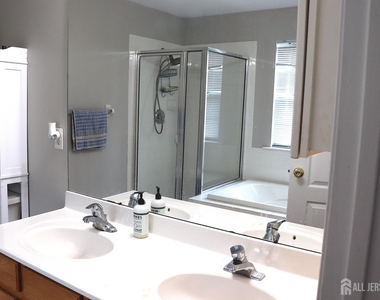 1509 Pisaniello Court - Photo Thumbnail 13