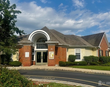 1509 Pisaniello Court - Photo Thumbnail 21