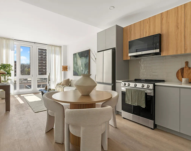 4-34 26th Avenue - Photo Thumbnail 1