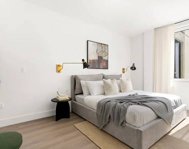 4-34 26th Avenue - Photo Thumbnail 3