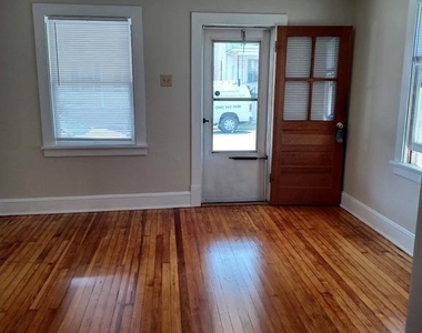 1001 S Cameron Street - Photo Thumbnail 2