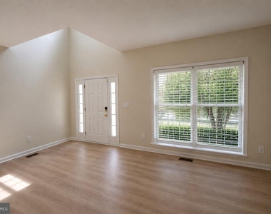 38 Hot Springs Way - Photo Thumbnail 3
