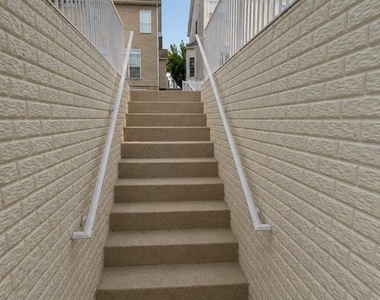 38 Hot Springs Way - Photo Thumbnail 17