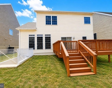 38 Hot Springs Way - Photo Thumbnail 2