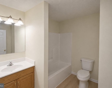 38 Hot Springs Way - Photo Thumbnail 12