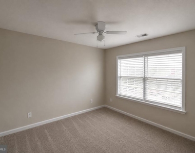 38 Hot Springs Way - Photo Thumbnail 11
