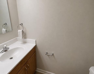 38 Hot Springs Way - Photo Thumbnail 7