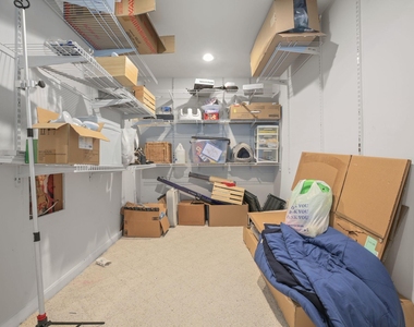 10205 N Hampton Lane - Photo Thumbnail 44