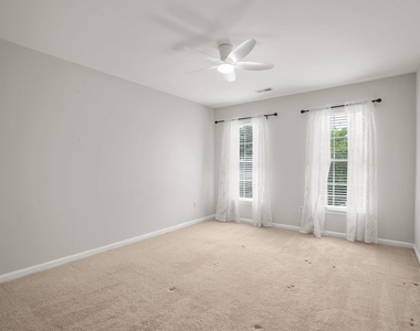 10205 N Hampton Lane - Photo Thumbnail 36