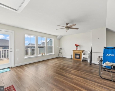 1680 Dunnington Place - Photo Thumbnail 19