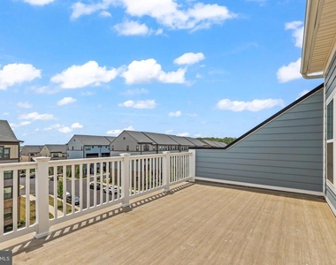 1680 Dunnington Place - Photo Thumbnail 9