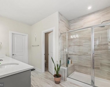 1680 Dunnington Place - Photo Thumbnail 15