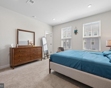 42587 Pitlochry Drive - Photo Thumbnail 30