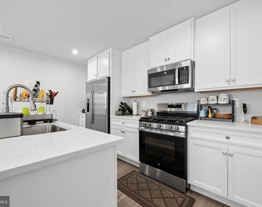 42587 Pitlochry Drive - Photo Thumbnail 19