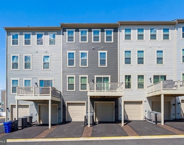 42587 Pitlochry Drive - Photo Thumbnail 48
