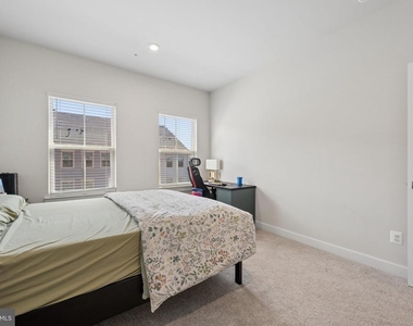42587 Pitlochry Drive - Photo Thumbnail 43
