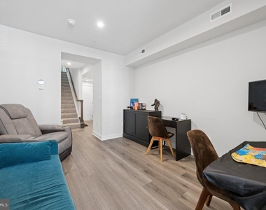 42587 Pitlochry Drive - Photo Thumbnail 5