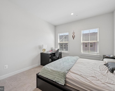 42587 Pitlochry Drive - Photo Thumbnail 40