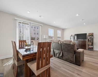 42587 Pitlochry Drive - Photo Thumbnail 14