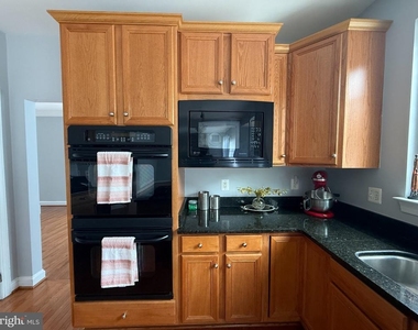 42770 Conquest Circle - Photo Thumbnail 7