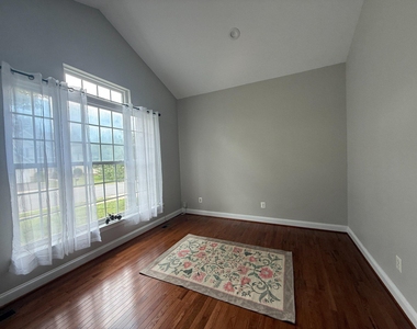 42770 Conquest Circle - Photo Thumbnail 5