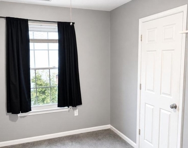 22963 Whitehall Terrace - Photo Thumbnail 13