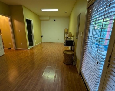 22611 Welborne Manor Square - Photo Thumbnail 30