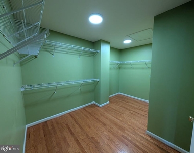 22611 Welborne Manor Square - Photo Thumbnail 41